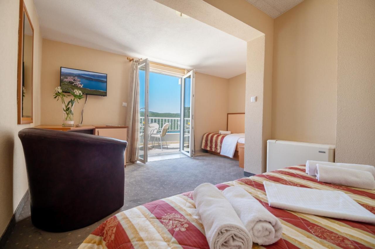 Hotel Luna Neum Exterior photo