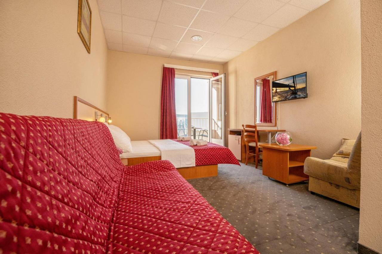 Hotel Luna Neum Exterior photo