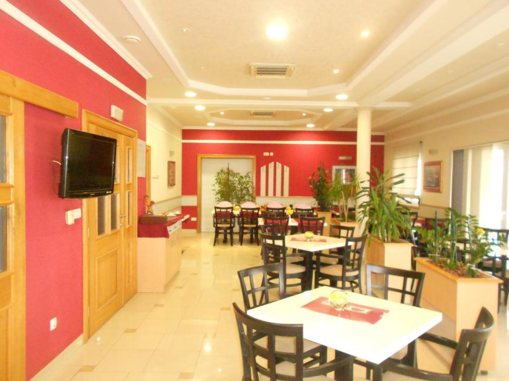 Hotel Luna Neum Exterior photo